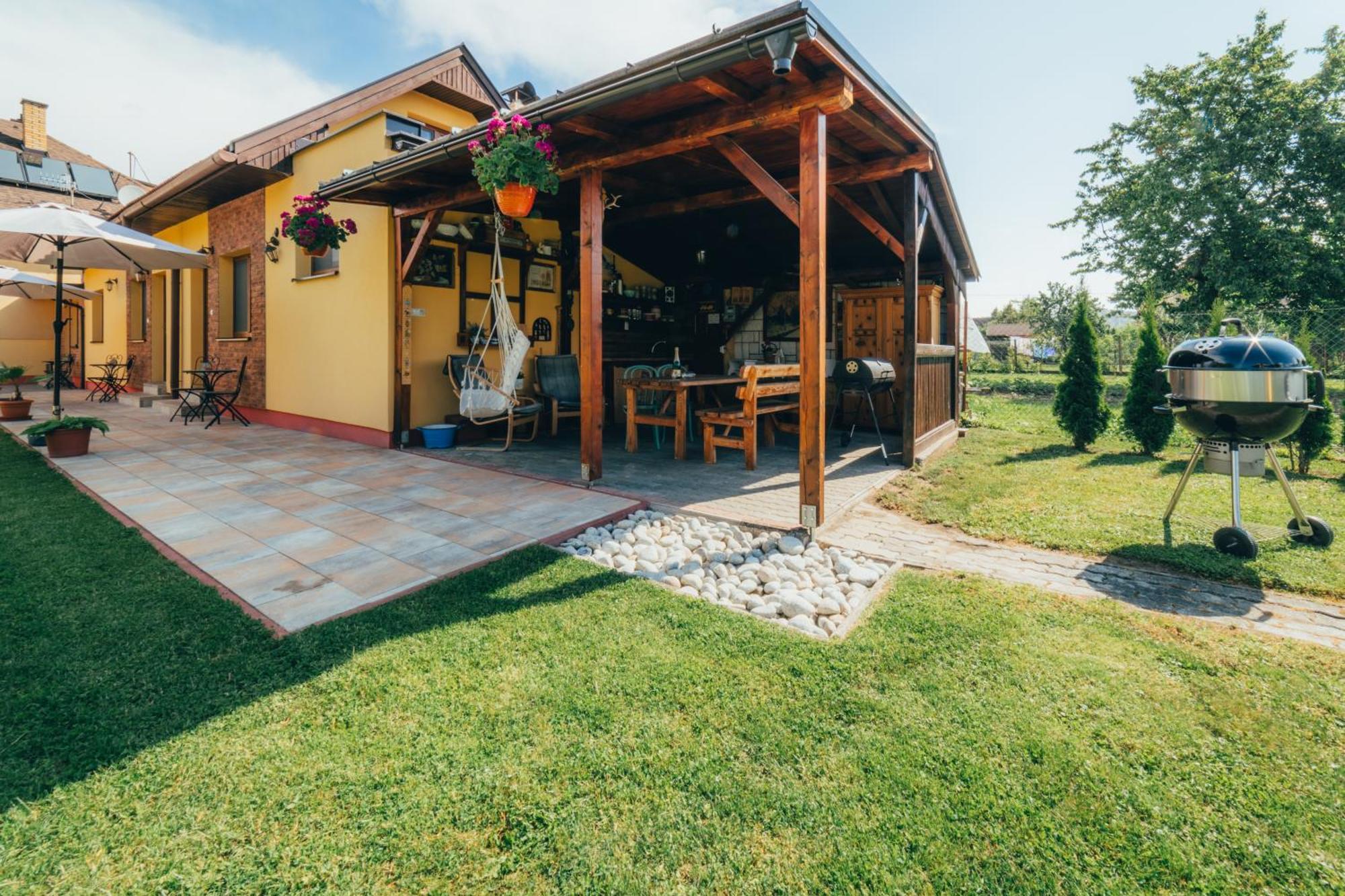 Apartmany Friends Liptov Liptovský Mikuláš エクステリア 写真